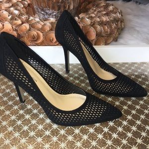 New!❤️ BCBG heels